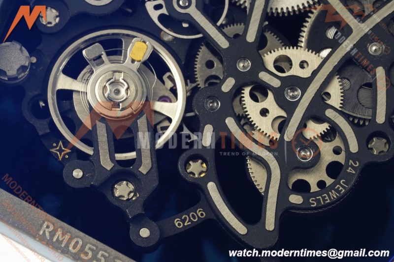 Richard Mille - RM055 Bubba Watson White CER/RU Blk/Red Rehaut Skeleton Brushed Ribs RF RMUL2