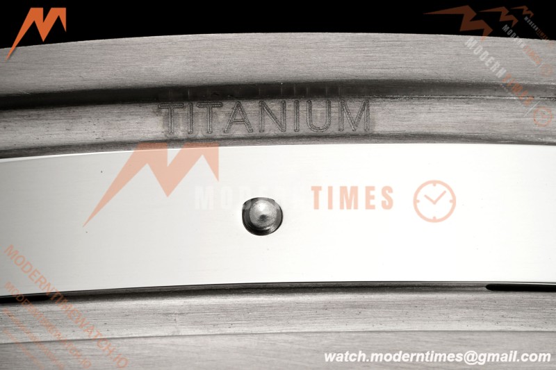 Richard Mille - RM055 Bubba Watson White CER/RU Blk/Blk Rehaut Skeleton Brushed Ribs MLF V2 RMUL2