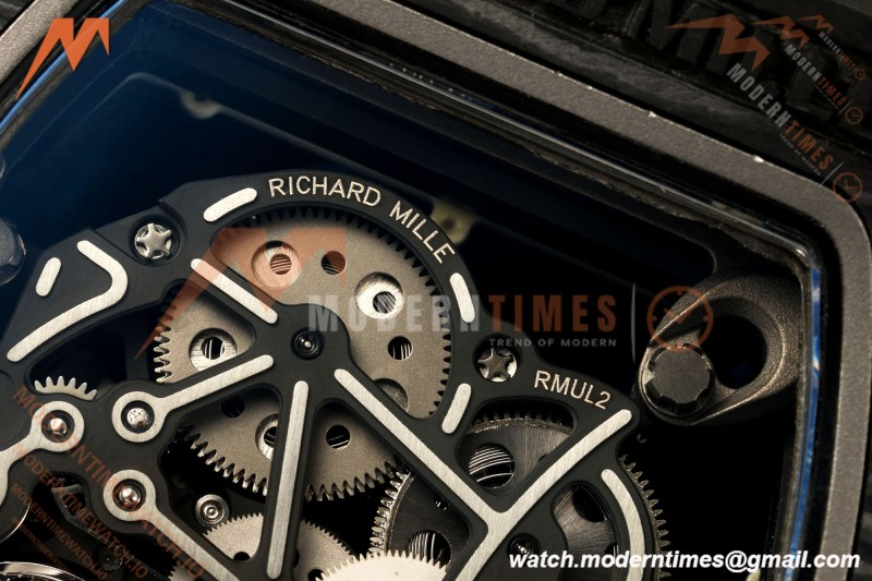 Richard Mille - RM055 Bubba Watson White Legend Black NTPT/RU Blk/Wht Rehaut Skeleton Brushed Ribs BOSS RMUL2 Free Sprung