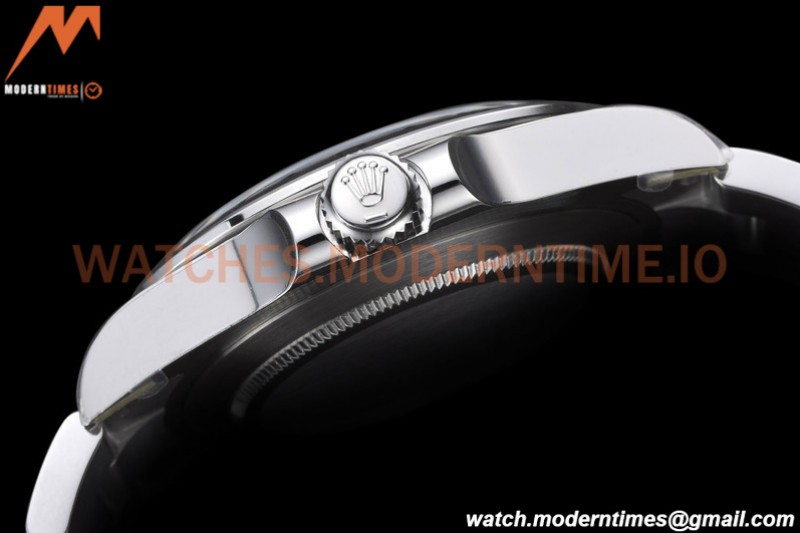 Rolex - Explorer II 226570 SS/SS 904L Black CHS C+F VR3285