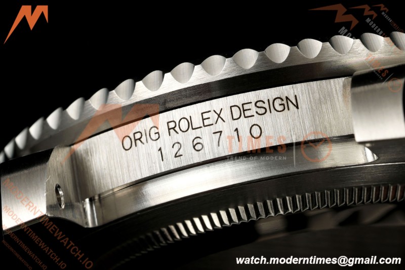 Rolex - GMT II 126710BLRO Pepsi 40mm 904L Jub SS/SS Black Dial QF JH3285 Free Sprung