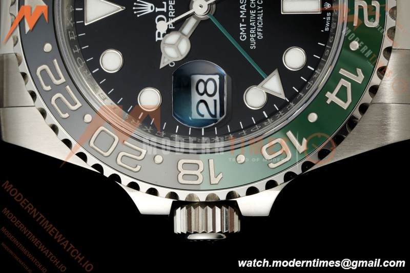 Rolex - GMT II 126720VTNR LHD 40mm 904L Oys SS/SS Black Dial RF JH3285