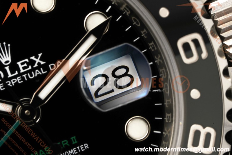 Rolex - GMT II 126710GRNR Bruce Wayne 40mm 904L Jub SS/SS Black Dial RF JH3285