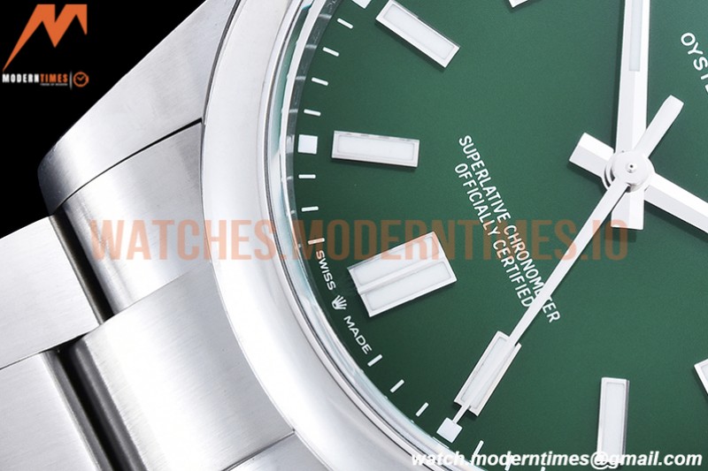 Rolex - Oyster Pert 41mm 124300 Oys SS/SS Green VSF VS3235