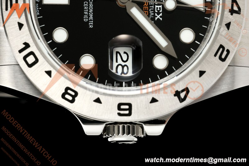 Rolex - Explorer II 226570 42mm SS/SS 904L CHS Black Dial QF SH3285