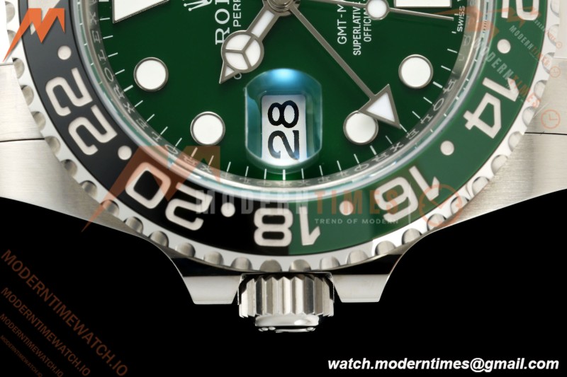 Rolex - GMT II 126729VTNR 40mm Oys SS/SS LHD Green Dial THBF SH3285 CHS