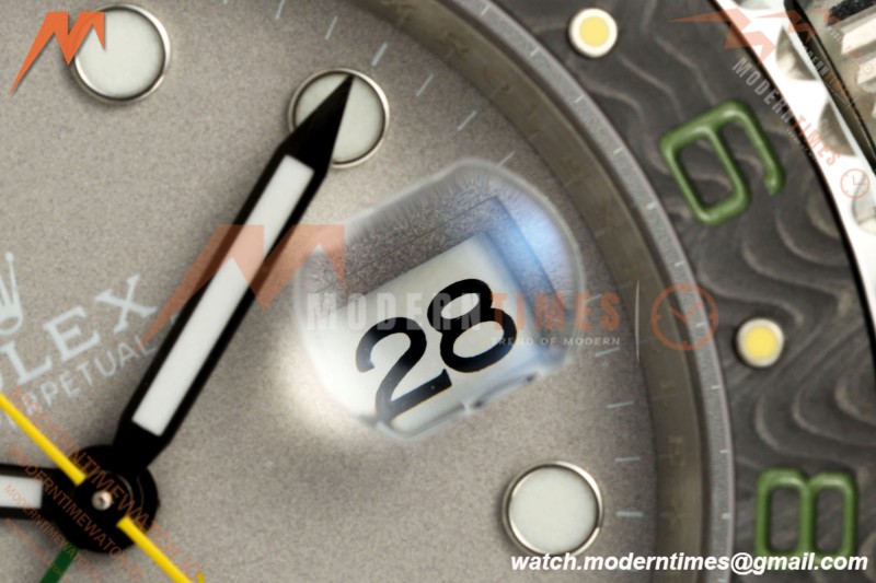 Rolex - GMT Master DiW 40mm Verdant Gray Automatic White Carbon Fiber FC/NY Grey Dial DIWF VR3285
