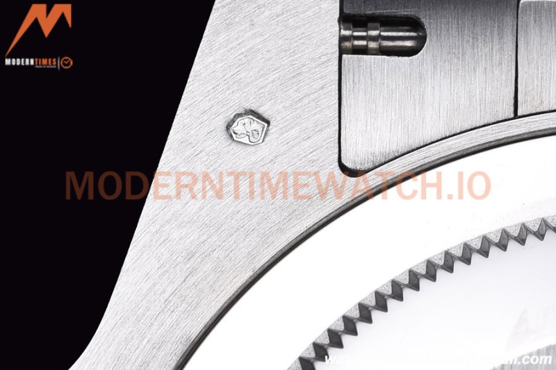 Rolex - GMT Master II 126720 40mm Jubilee SS/SS Meteorite Dial OWF VR3285