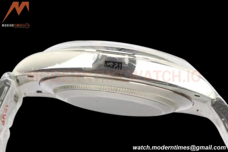 Rolex - Oyster Pert. 41mm 124300 SS/SS Silver EWF A3230