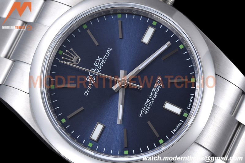 Rolex - Oyster Pert. 39mm 114300 904L SS/SS Blue EWF A3132