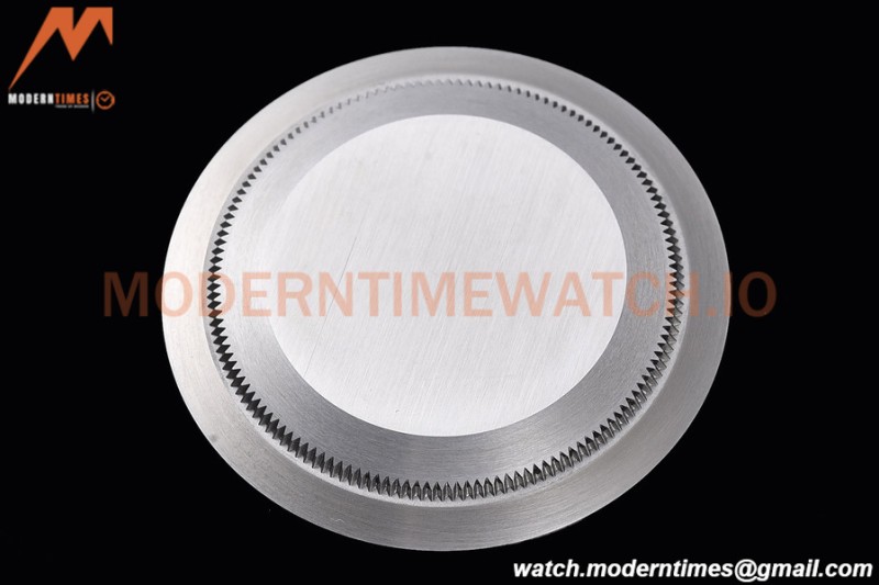 Rolex - Oyster Pert. 39mm 114300 904L SS/SS White EWF A3132