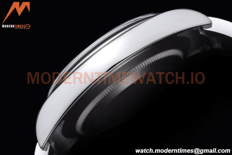 Rolex - Oyster Pert. 39mm 114300 904L SS/SS White EWF A3132