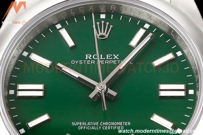 Rolex - Oyster Pert. 41mm 124300 SS/SS Green OWF VR3230