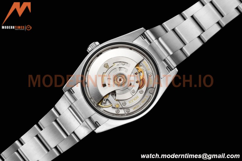 Rolex - Oyster Pert 126000 36mm Oys Smt 904L SS/SS Red/Stk VSF VS3230