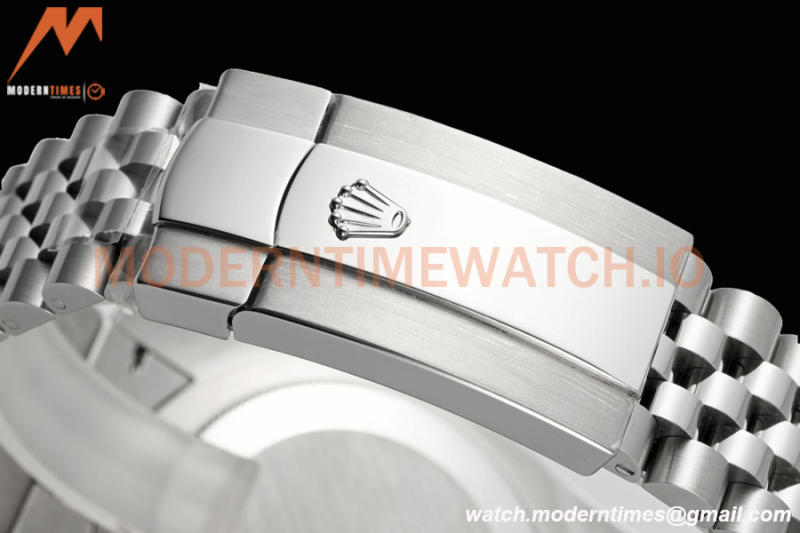 Rolex - Skydweller 42mm 326934 Jubilee SS/SS White ZF A2824