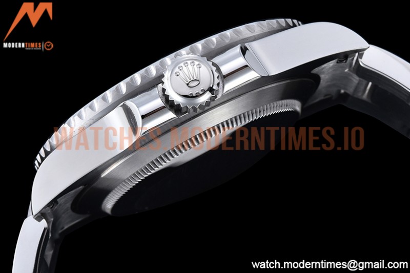 Rolex - Submariner 116610LV 904L SS/SS Green RAF A2824