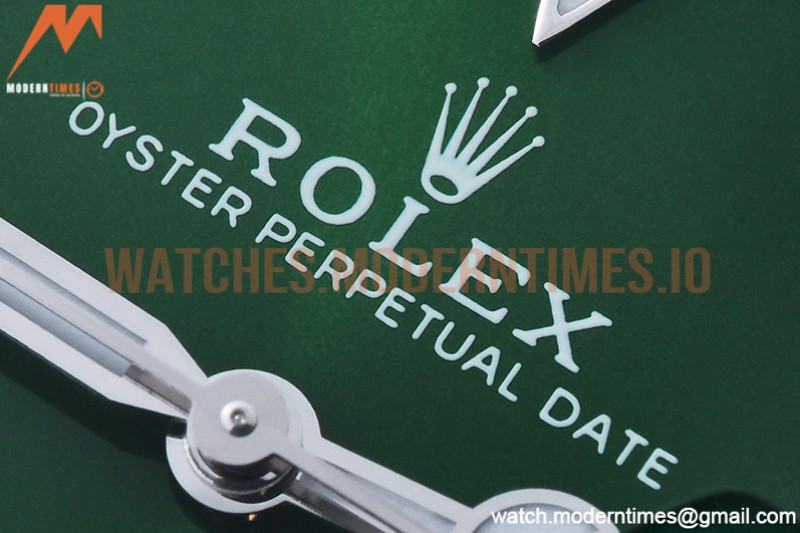 Rolex - Submariner 116610LV 904L SS/SS Green RAF A2824