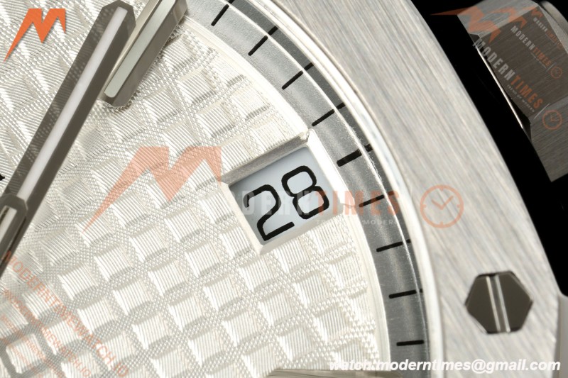 Audemars Piguet - Royal Oak 15500ST SS/SS White ZF V4 SA4302 Free Sprung