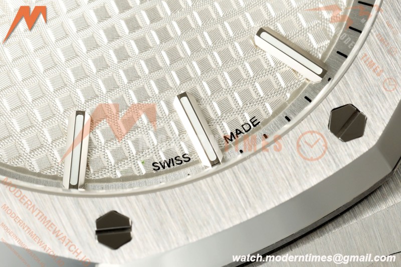 Audemars Piguet - Royal Oak 15500ST SS/SS White ZF V4 SA4302 Free Sprung