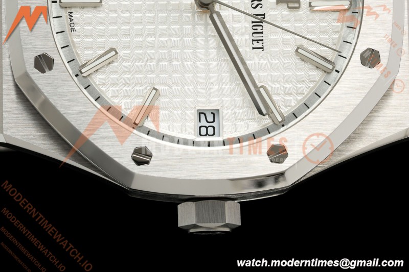 Audemars Piguet - Royal Oak 15500ST SS/SS White ZF V4 SA4302 Free Sprung