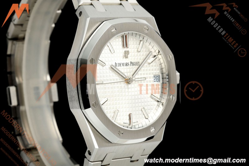 Audemars Piguet - Royal Oak 15500ST SS/SS White ZF V4 SA4302 Free Sprung
