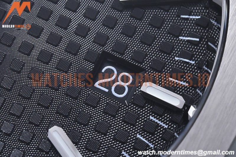 Audemars Piguet - Royal Oak 15400 SS/RU Black APSF V3 A3120