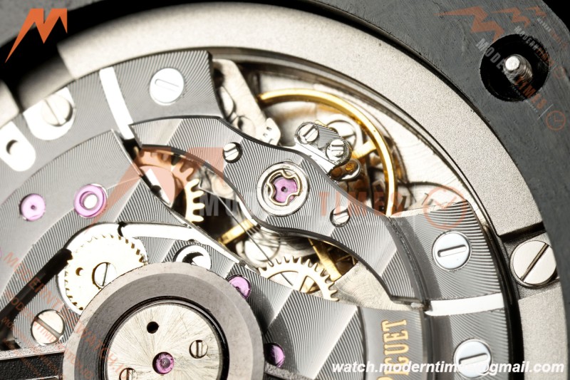 Audemars Piguet - AP ROO Chronograph 26400AU 44mm CER/CER/RU Black JF A3126