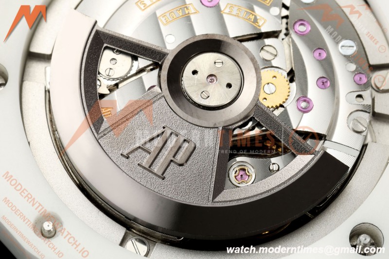Audemars Piguet - AP ROO Chronograph 26402CB 44mm CER/CER/RU White JF A3126