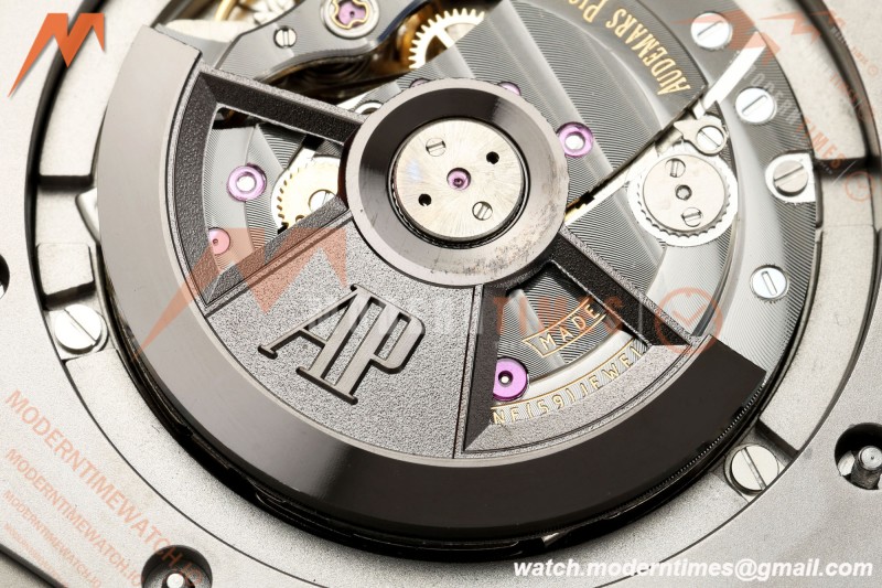 Audemars Piguet - AP ROO Chronograph 26400SO 44mm CER/SS Blue/Red RU Blu/Silver JF A3126