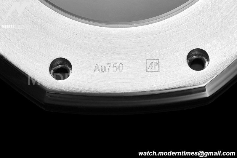 Audemars Piguet - Royal Oak 39mm 16202XT SS/SS Smoked Burgundy GDF MY8215
