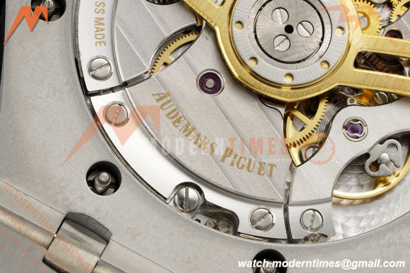 Audemars Piguet - Royal Oak KAWS 15500 41mm SS/SS XX Silver Dial APSF A4302