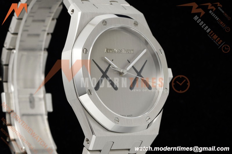 Audemars Piguet - Royal Oak KAWS 15500 41mm SS/SS XX Silver Dial APSF A4302