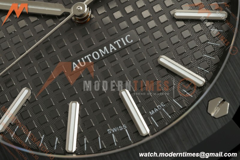 Audemars Piguet - Royal Oak 15400ST 41mm Full Ceramic Grey Dial THB SA3120