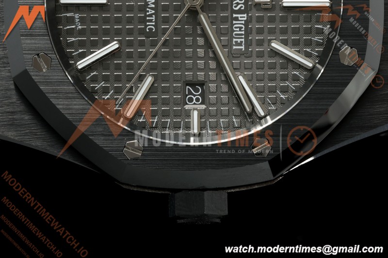 Audemars Piguet - Royal Oak 15400ST 41mm Full Ceramic Grey Dial THB SA3120