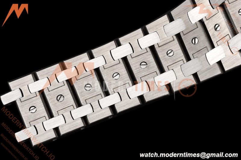 Audemars Piguet - Royal Oak 39mm 16202XT TI/TI Smoked Burgundy ZF A7121