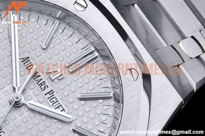 Audemars Piguet - Royal Oak 15400 SS/SS White APSF V3 A3120