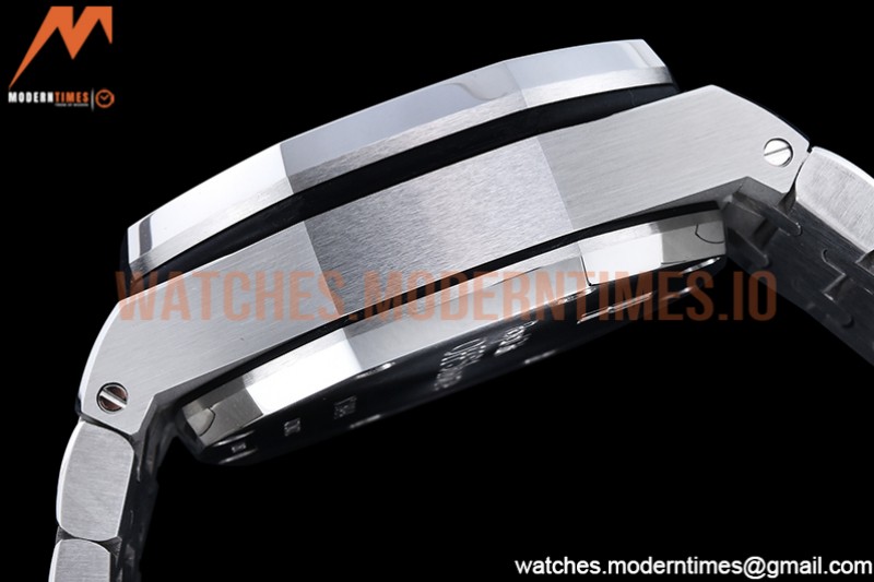Audemars Piguet - AP ROO Chronograph SS/SS Wht/Num APF 7750 Mod