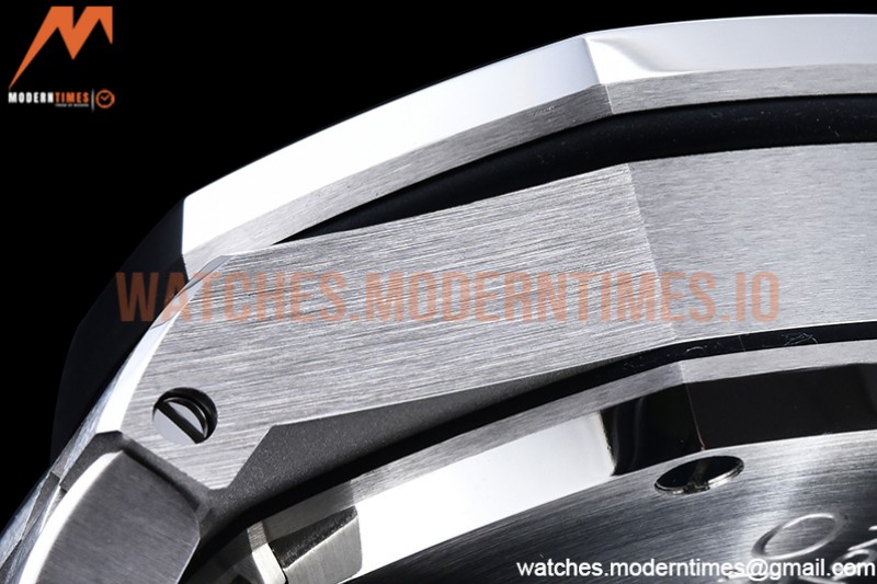 Audemars Piguet - AP ROO Chronograph SS/SS Wht/Num APF 7750 Mod