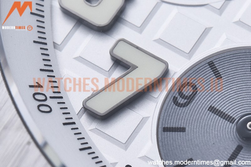 Audemars Piguet - AP ROO Chronograph SS/SS Wht/Silv/Num APF 7750 Mod
