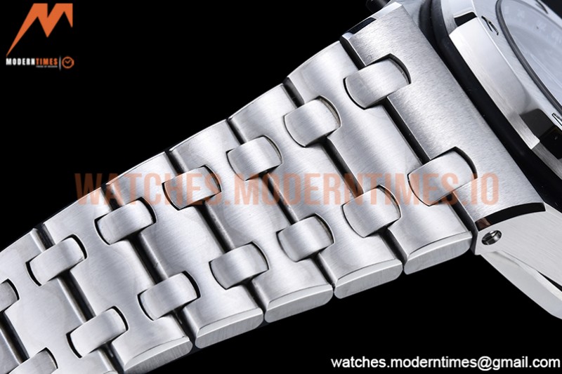Audemars Piguet - AP ROO Chronograph SS/SS Grey/Num APF 7750 Mod