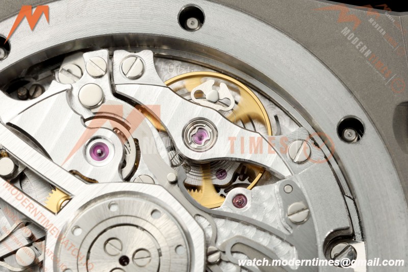 Audemars Piguet - Royal Oak 26240ST 50th Anniversary 41mm SS/SS Green SWF Dial DDF DD4401