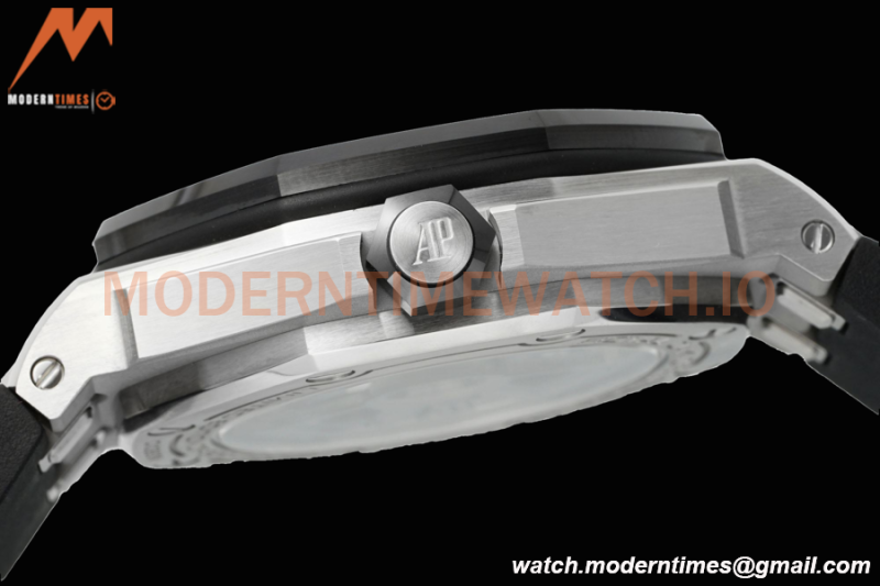 Audemars Piguet - Royal Oak Diver 15720CN 42mm CER/RU Black APSF A4308
