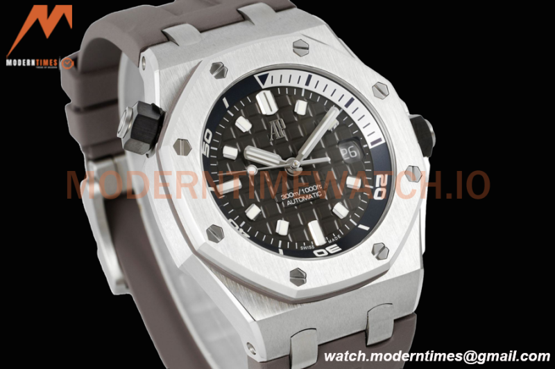 Audemars Piguet - Royal Oak Diver 15720ST 42mm SS/RU Grey APSF A4308