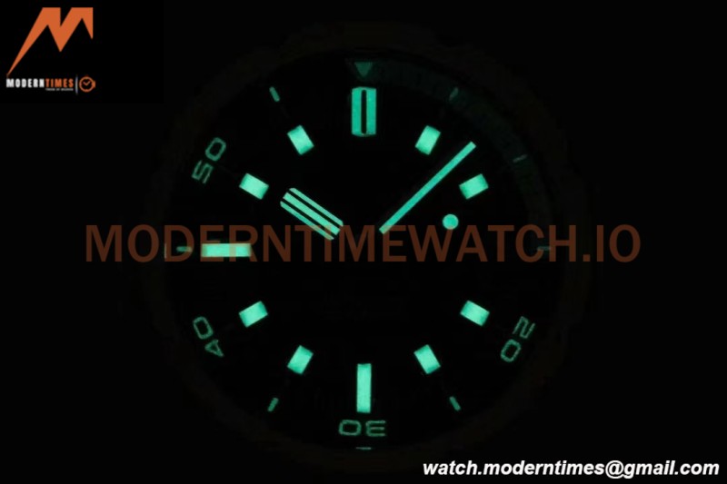Audemars Piguet - Royal Oak Diver 15720CN 42mm CER/RU Black APF A4308