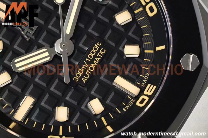 Audemars Piguet - Royal Oak Diver 15720CN 42mm CER/RU Black APF A4308