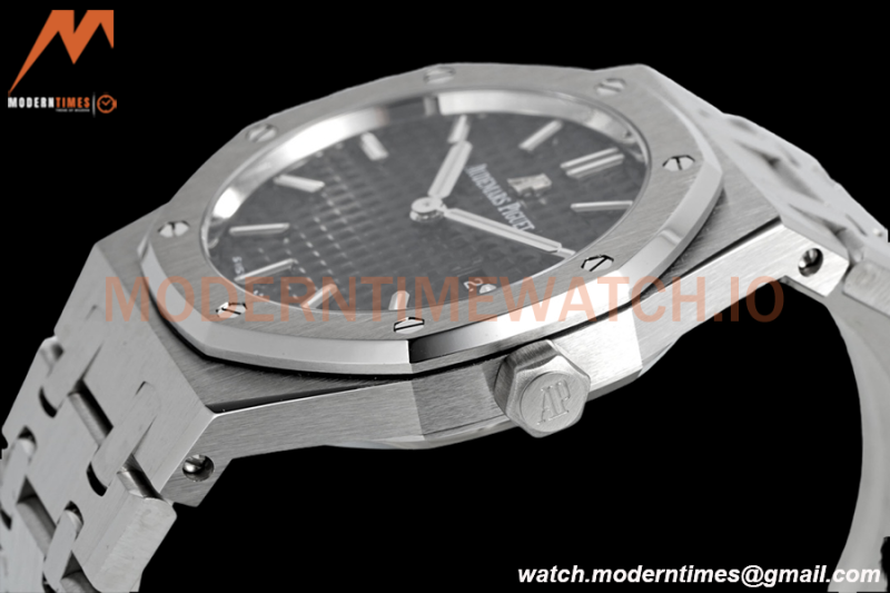 Audemars Piguet - Royal Oak Ladies 67650ST 33mm SS/SS Blk/Stk ZF Swiss Qtz