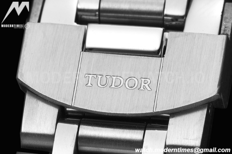 Tudor - Royal 28600 41mm SS/SS Black/Rmn GDF MY8215