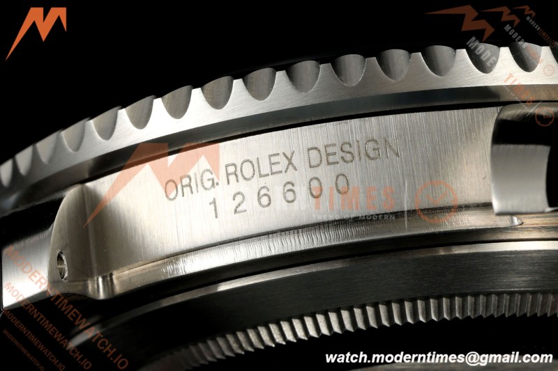 Rolex - Sea-Dweller 126600 43mm 904L Oys SS/SS Black QF VR3235