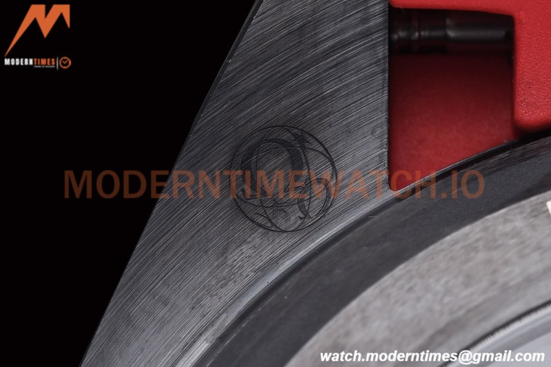 Omega - Seamaster Planet Ocean 600M 45.5mm Deep Black CER/NY Black/Red VSF A8906