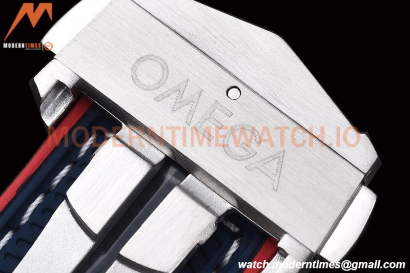 Omega - Seamaster 600m 43.5mm 36Th Americas Cup SS/RU White VSF A8900